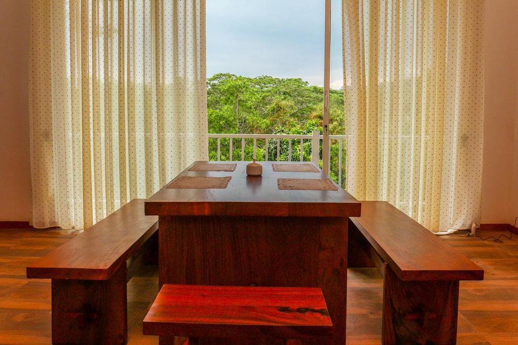 Bee View Home Stay Kandy Buitenkant foto