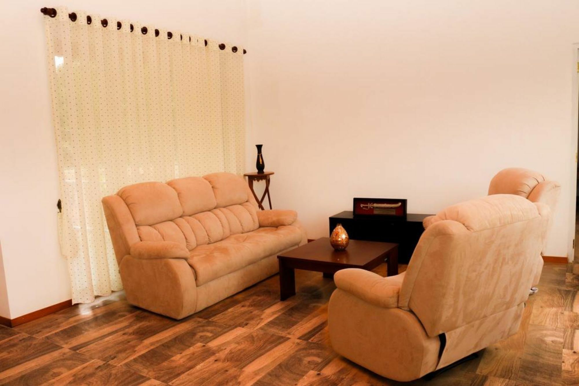 Bee View Home Stay Kandy Buitenkant foto
